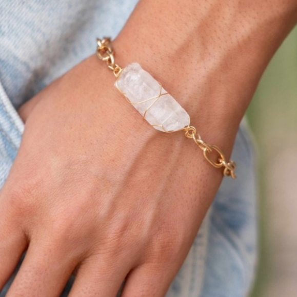 Mineral Merit Gold Bracelet - Picture 2 of 2